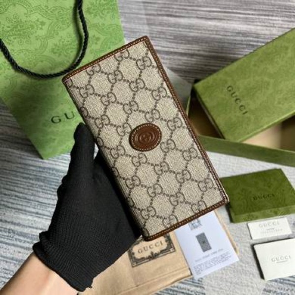 【新品未使用】グッチGUCCI 財布 カードケース ポーチ