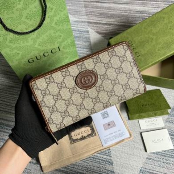 【新品未使用】グッチGUCCI 財布 カードケース ポーチ