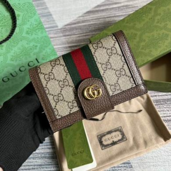 【新品未使用】グッチGUCCI 財布 カードケース ポーチ