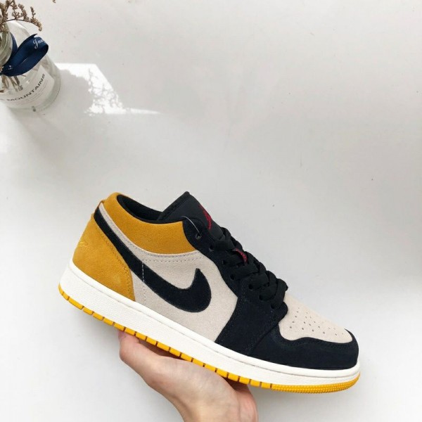 NIKE Air Jordan 1 low