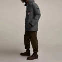 カナダグース Canada Goose Fusion Fit Expedition エクスペディション スキーシーズン 雪山 防寒 ファー襟 フード付きパーカー マルチポケット ダウンジャケット アジアンバージョン 冬 男女同型 グラファイトカラー