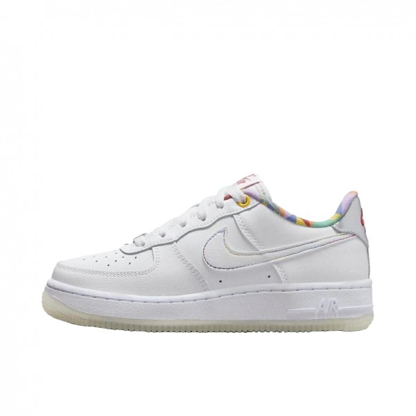 NIKE Air Force 1 LOW